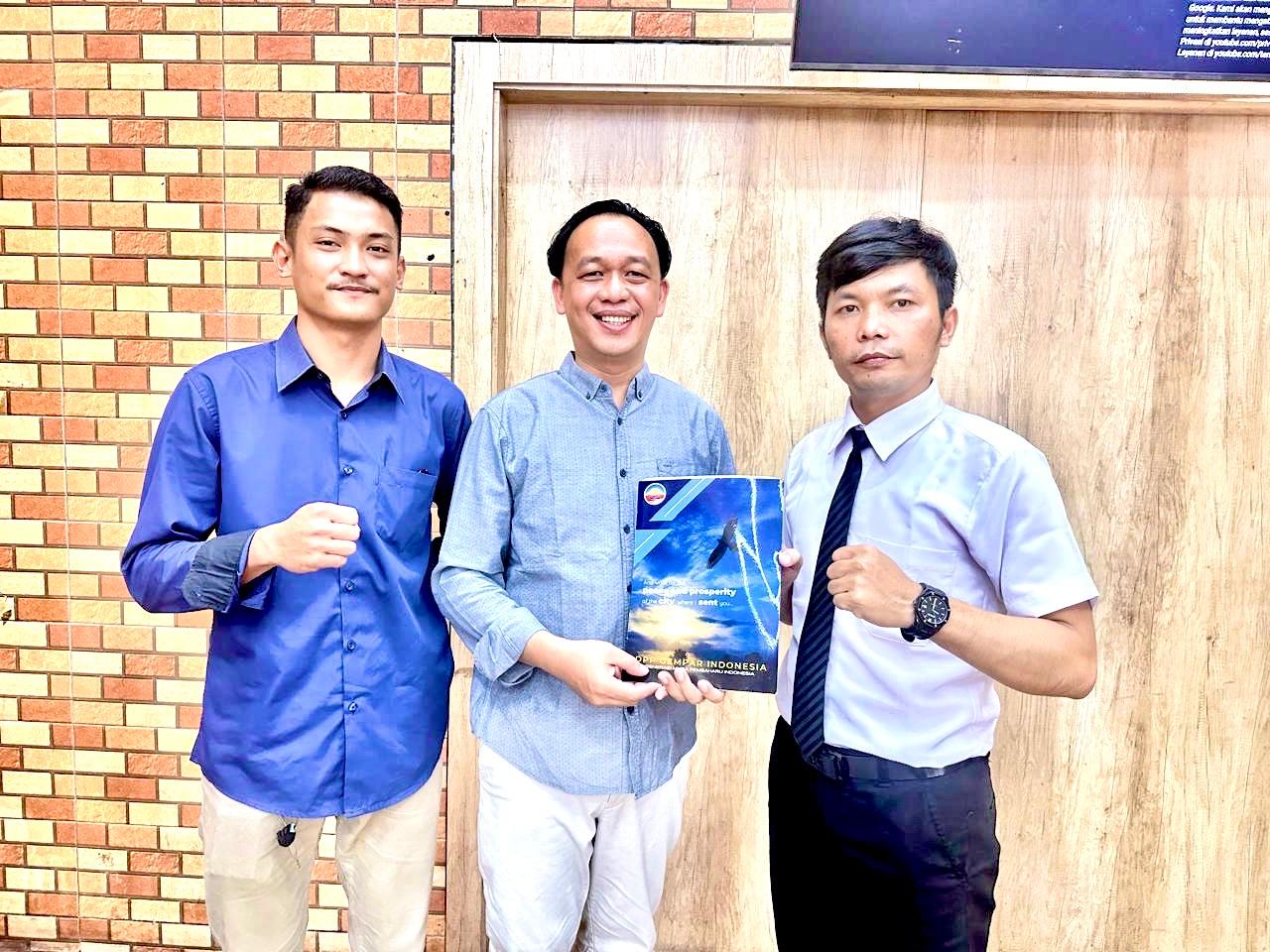 DPD GEMPAR KEPRI Serahkan SK Caretaker DPC Tanjung Balai Karimun